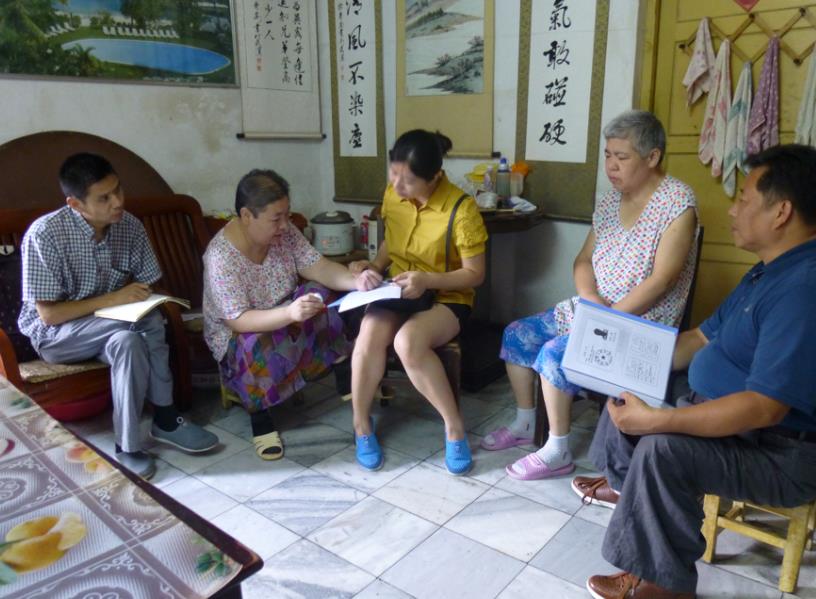走进精神障碍患者家门 贴心服务 